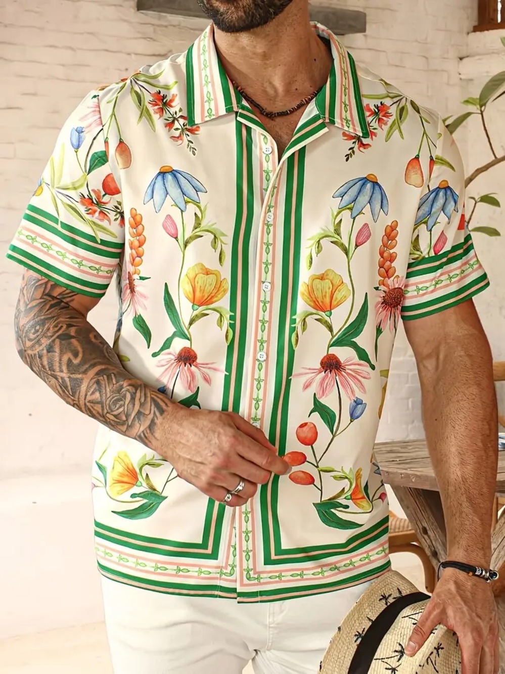 Manfinity button up shirt size M